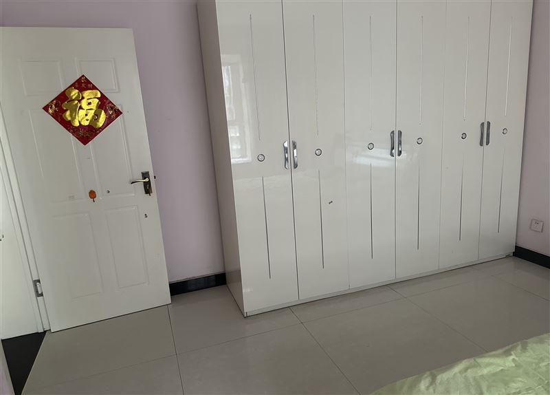 一高学区洋房出租:第一公馆小区洋房,拎包入住